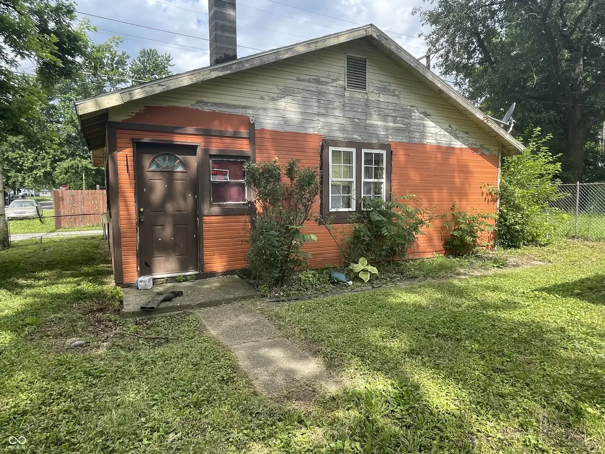 304 E 16th ST, Muncie, IN 47302