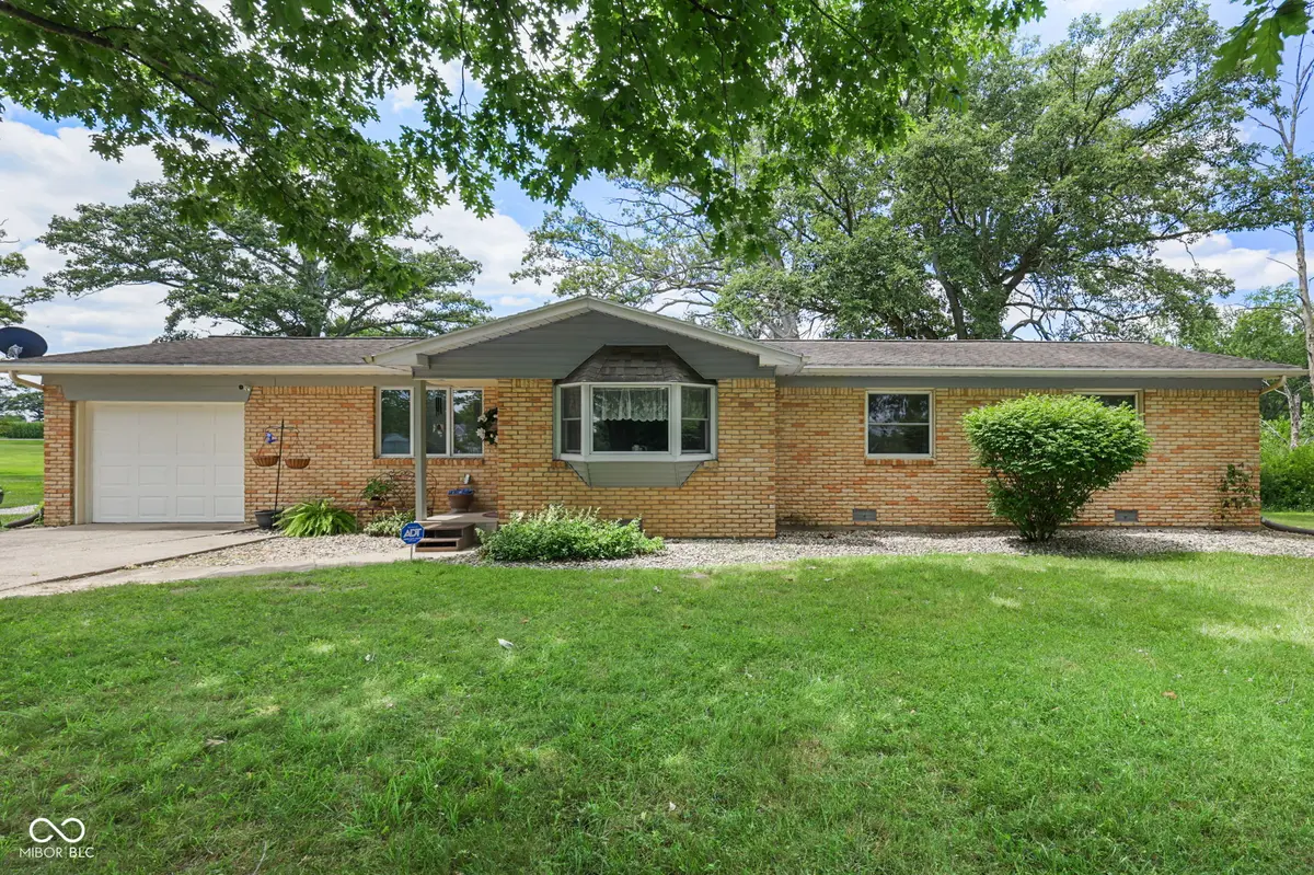 11 Clamme CT, Hartford City, IN 47348