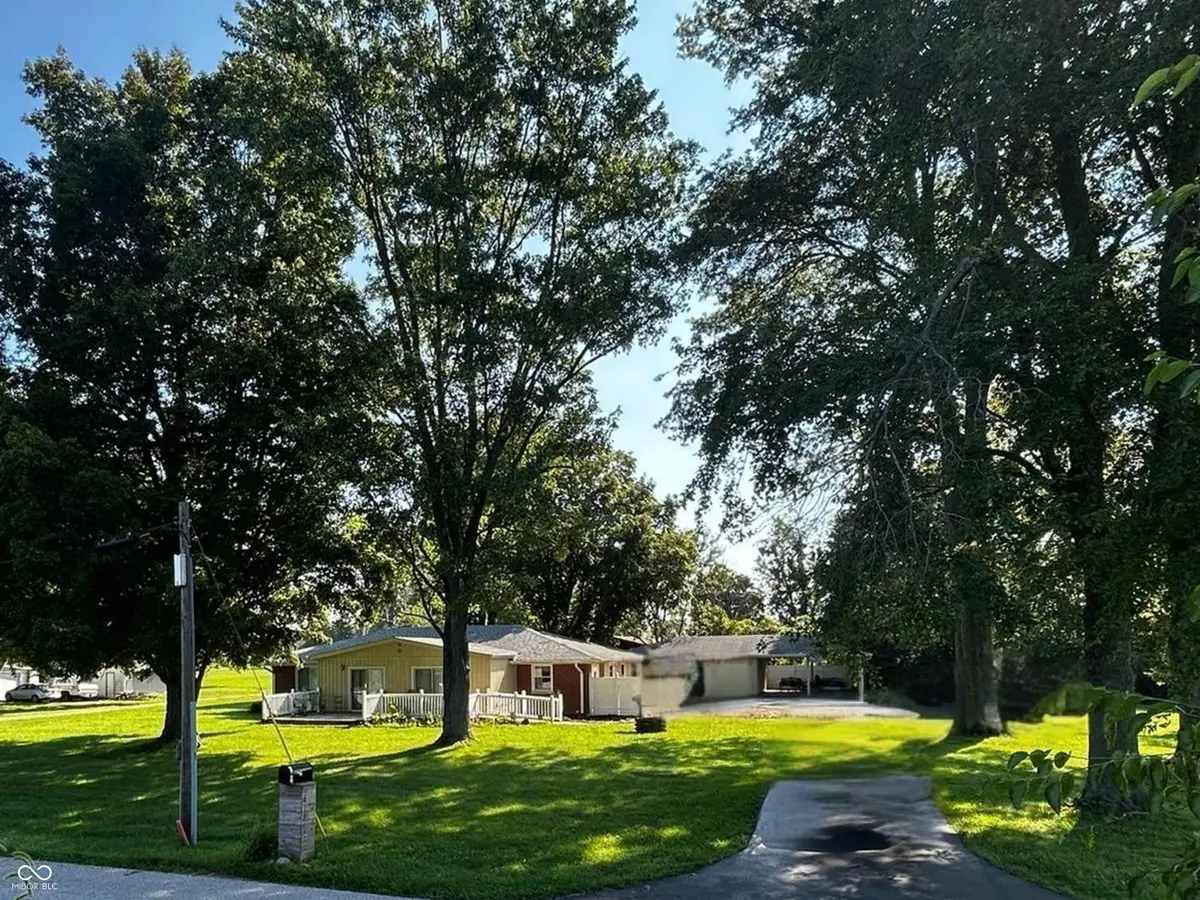 4105 N Talley RD, Columbus, IN 47203