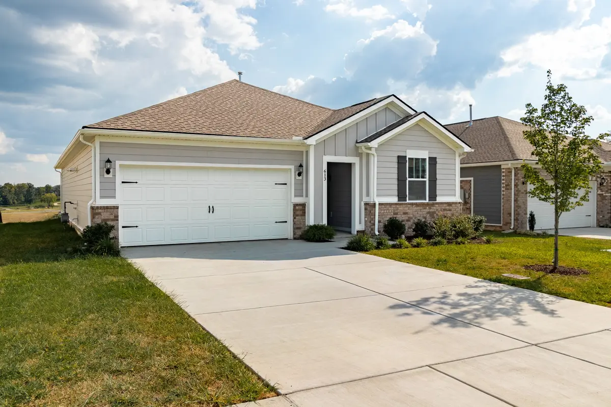 613 Lyness Dr, Smyrna, TN 37167