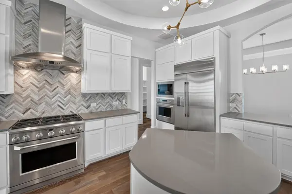 308 Lodestone LN, Austin, TX 78738