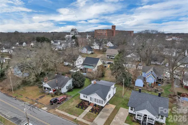 215 King ST S, Gastonia, NC 28052
