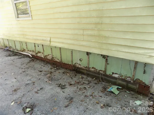 1013 W Sixth AVE, Gastonia, NC 28052
