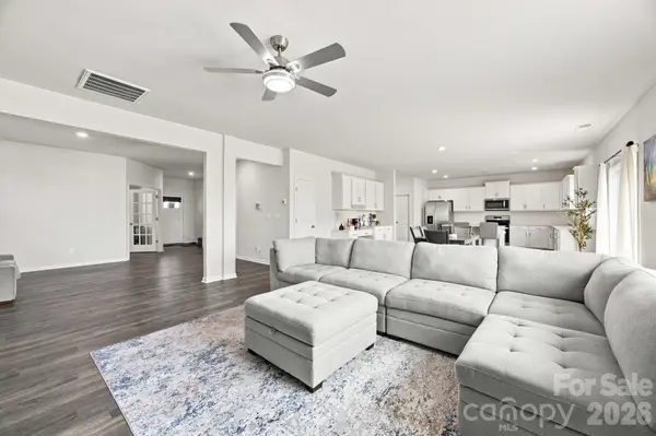 9251 Mackinaw DR, Gastonia, NC 28056