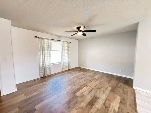 1409 Schrock DR, El Dorado Springs, MO 64744