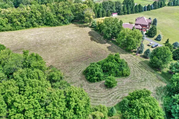 6684 Travis RD, Greenwood, IN 46143
