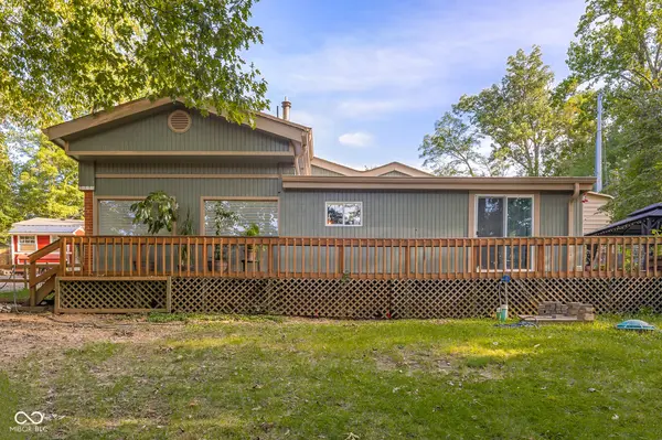 202 W Lakeview DR, Nineveh, IN 46164