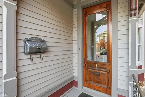 227 E Jefferson ST, Franklin, IN 46131