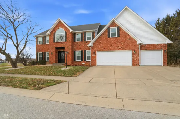 2415 Derby DR, Shelbyville, IN 46176
