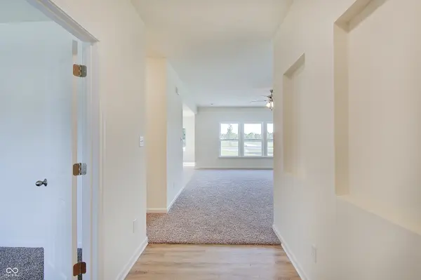4975 E Daisy LN, Mooresville, IN 46158