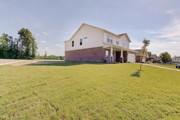 4975 E Daisy LN, Mooresville, IN 46158