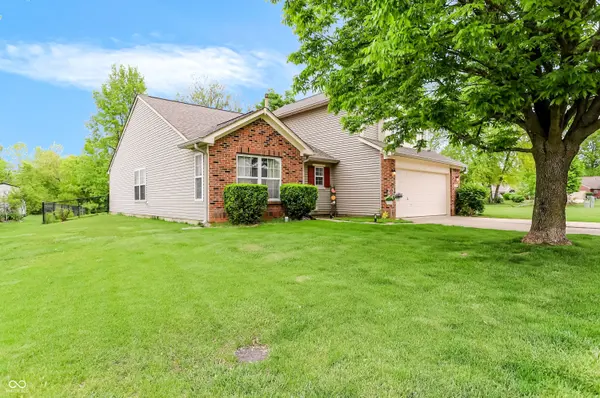 6824 Millbrook CIR, Indianapolis, IN 46237