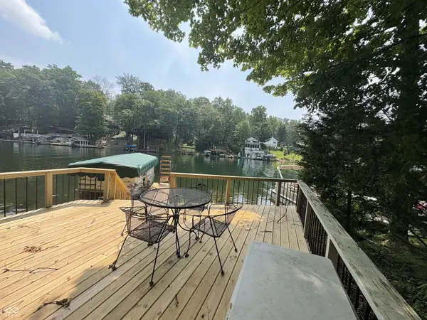 7169 Lion DR, Nineveh, IN 46164