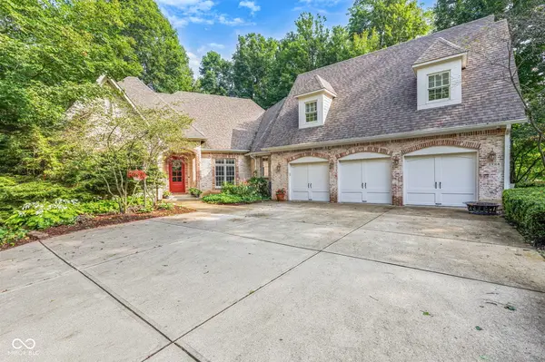 1724 E Greyhawk WAY, Greenfield, IN 46140
