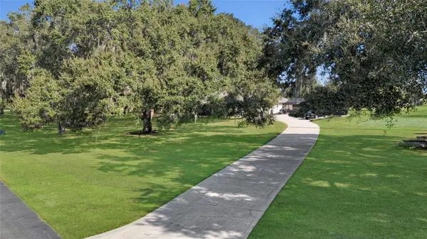 400 CARMAN DR, Leesburg, FL 34748