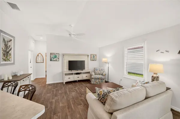 4986 ELLIE LN, The Villages, FL 32163