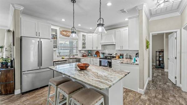 145 WINONA CIR, Auburndale, FL 33823