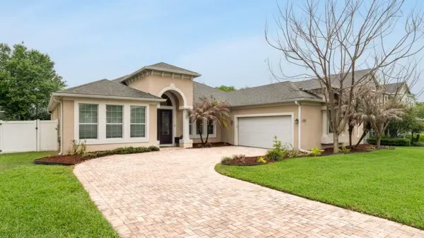 2028 MISTY GLEN DR, Apopka, FL 32712
