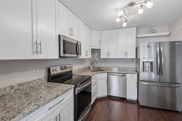 5727 BISCAYNE CT #209, New Port Richey, FL 34652