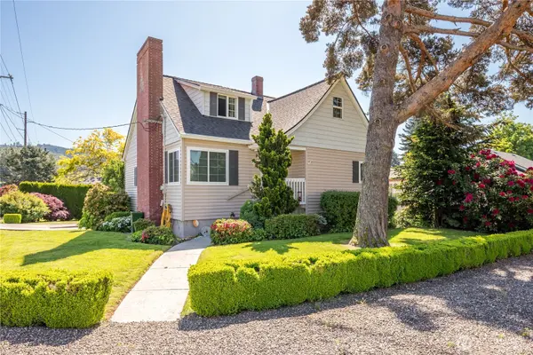 412 Kirby AVE SE, Castle Rock, WA 98611