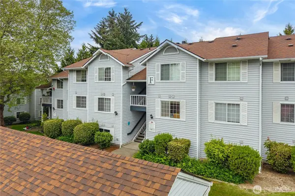 7453 Newcastle Golf Club RD ##F103, Newcastle, WA 98059