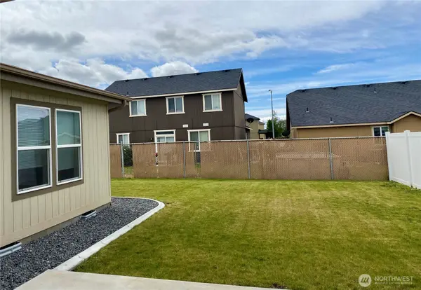 1701 E Burr Avenue Ct #51, Moses Lake, WA 98837