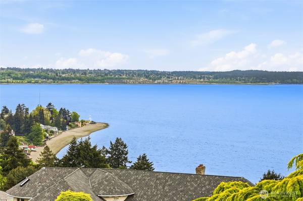 5578 Broad View AVE NE, Tacoma, WA 98422