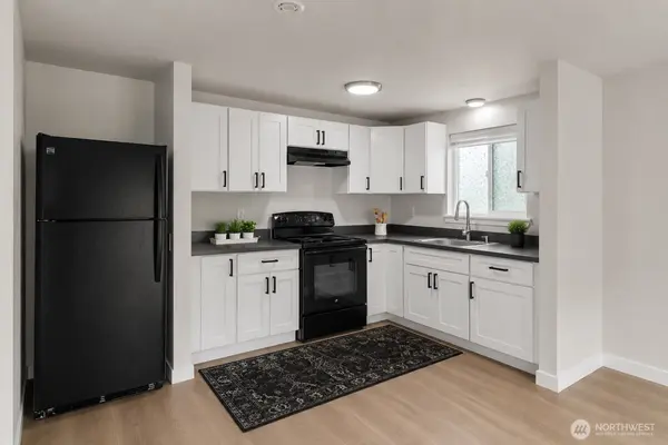 2006 Sumner AVE, Hoquiam, WA 98550