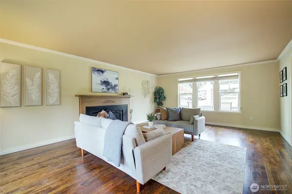 225 131st AVE NE, Bellevue, WA 98005