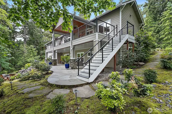 6407 282nd AVE SE, Issaquah, WA 98027