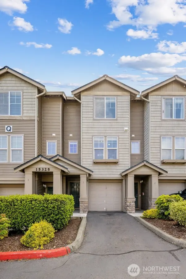 15325 SE 155th PL #Q5, Renton, WA 98058
