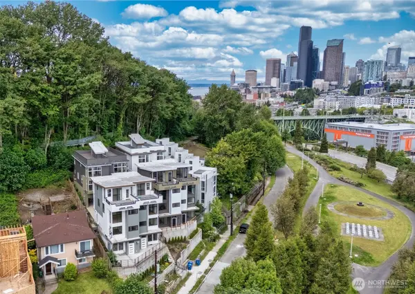 1019 Sturgus AVE S #B, Seattle, WA 98144