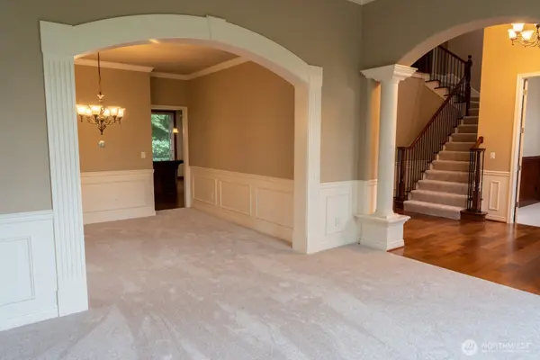 19626 NE 42nd WAY, Sammamish, WA 98074