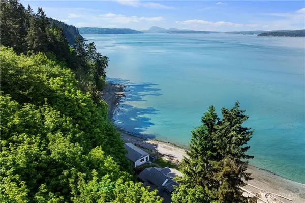 3364 Bultman LN, Oak Harbor, WA 98277