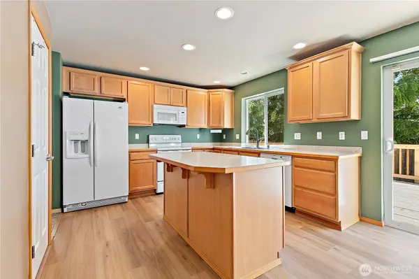 8412 205th Street Ct E, Spanaway, WA 98387