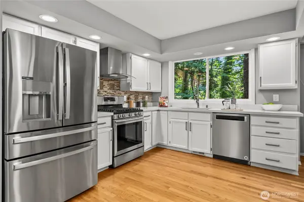 9123 NE 145th ST, Kirkland, WA 98034