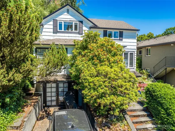 910 E Prospect ST, Seattle, WA 98102