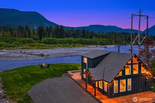132 Slalom WAY, Packwood, WA 98361