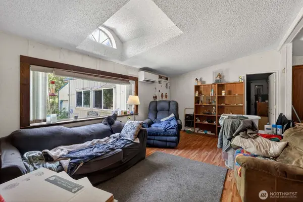 27702 Y LN, Ocean Park, WA 98640