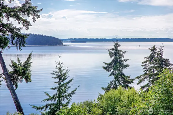209 Old Oak Bay RD, Port Hadlock, WA 98368