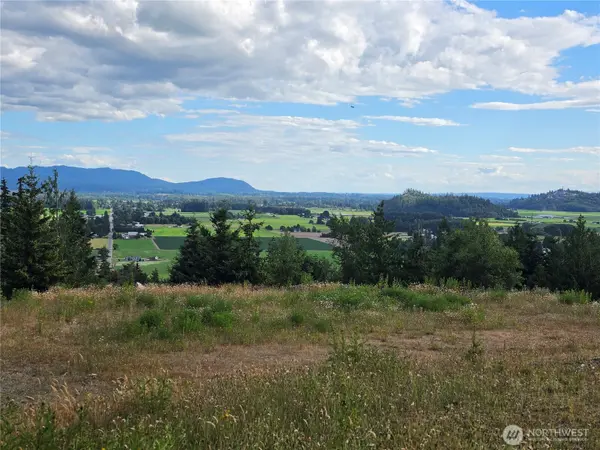 4 Avalon Heights WAY, Sedro Woolley, WA 98284