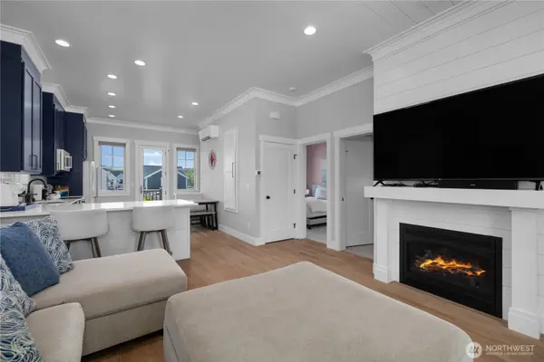 61 Horizon ST, Pacific Beach, WA 98571