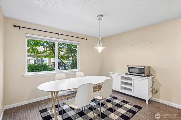 23801 12th PL S #2103, Des Moines, WA 98198