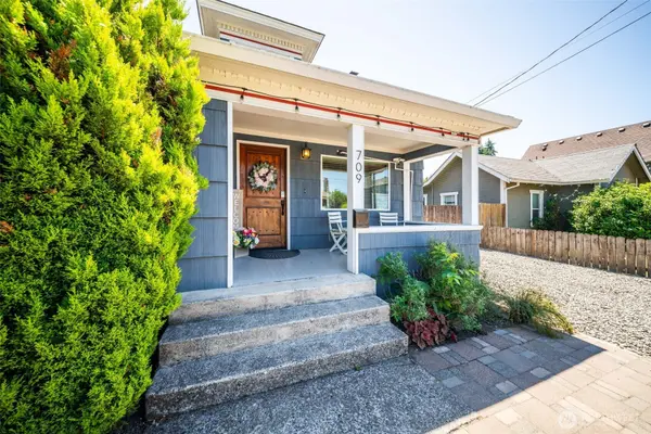 709 W Fourth Plain BLVD, Vancouver, WA 98660