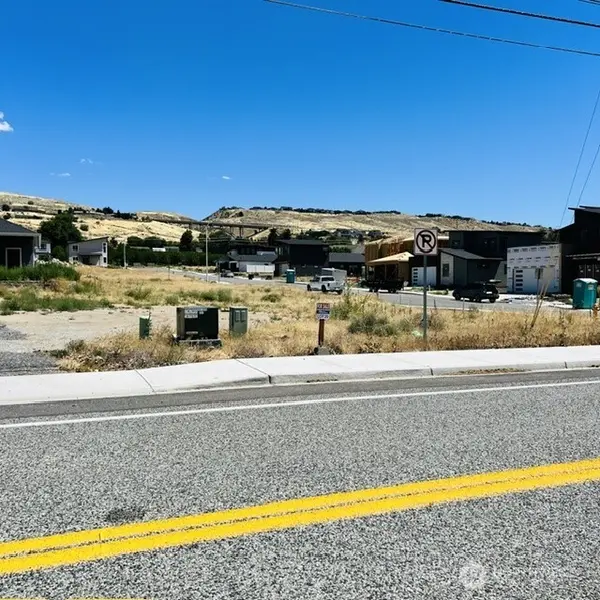 3217 NW Cascade Ave Lot 29, East Wenatchee, WA 98802