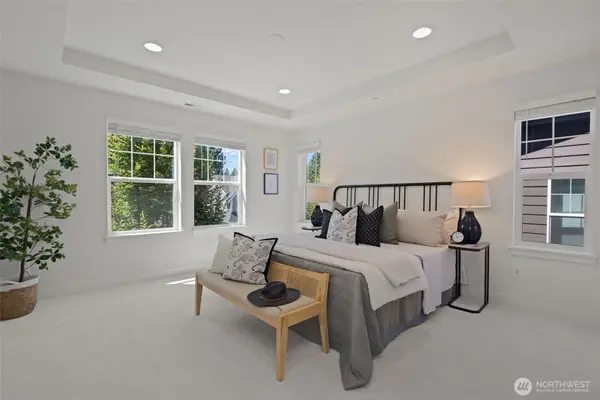 23930 SE 45th PL, Sammamish, WA 98029