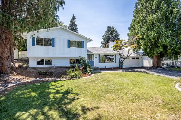 1400 Bel Air DR, East Wenatchee, WA 98802