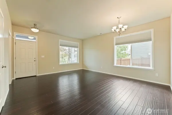 34004 12th PL SW, Federal Way, WA 98023