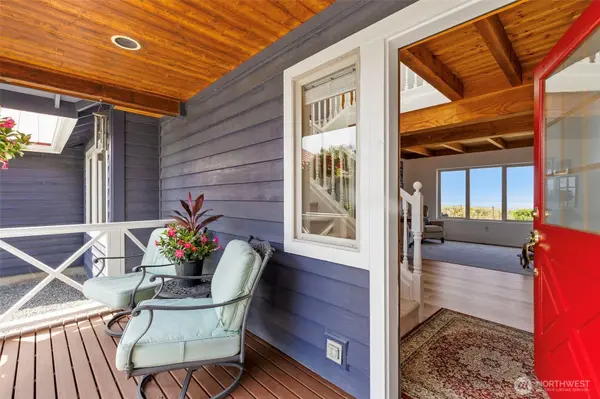 2342 Seaview DR, Port Townsend, WA 98368