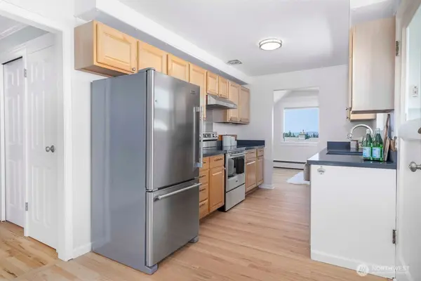 1010 Daley ST, Edmonds, WA 98020
